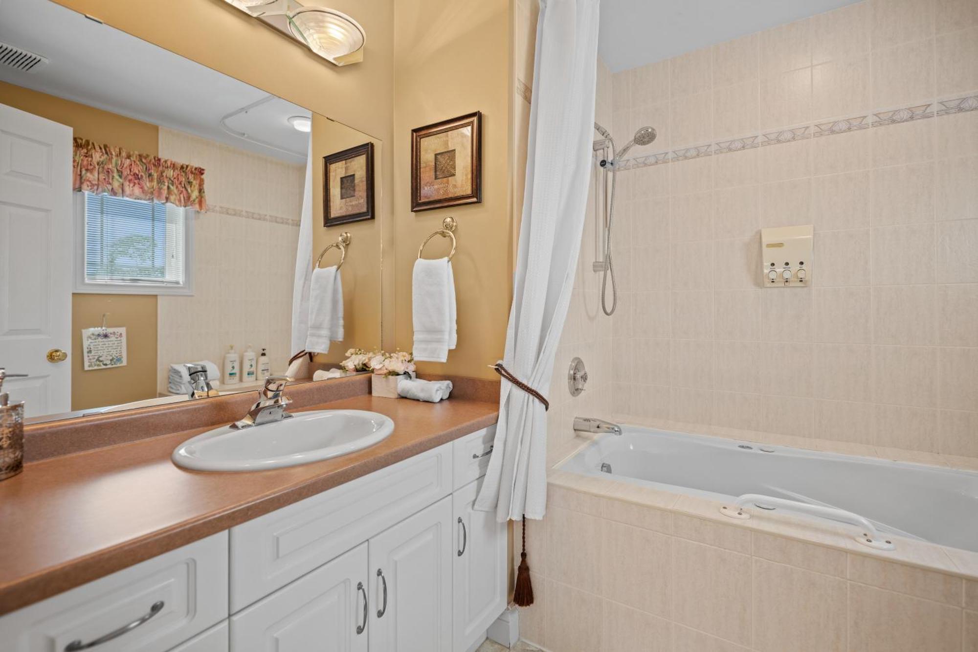 Charlottetown House Bed and Breakfast Niagara-on-the-Lake Buitenkant foto