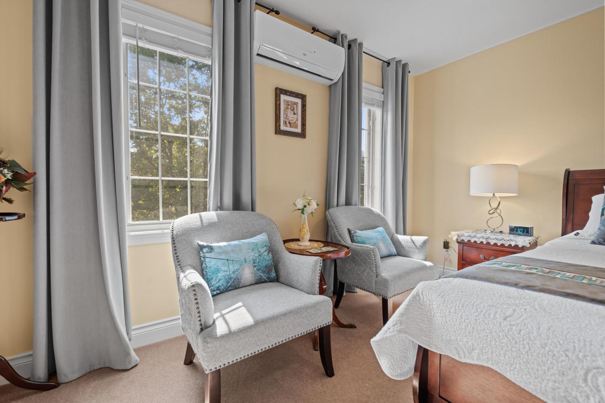 Charlottetown House Bed and Breakfast Niagara-on-the-Lake Buitenkant foto